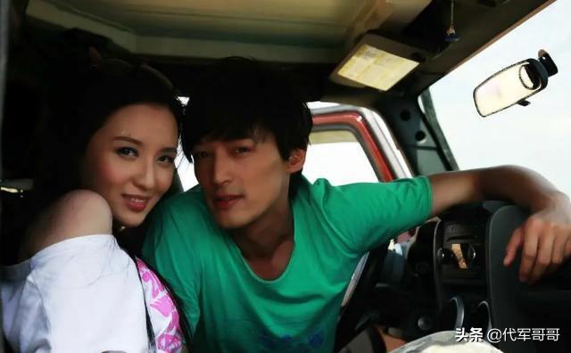 又一位女星自曝离婚！当红时下嫁小2岁男模，如今34岁成单亲妈妈