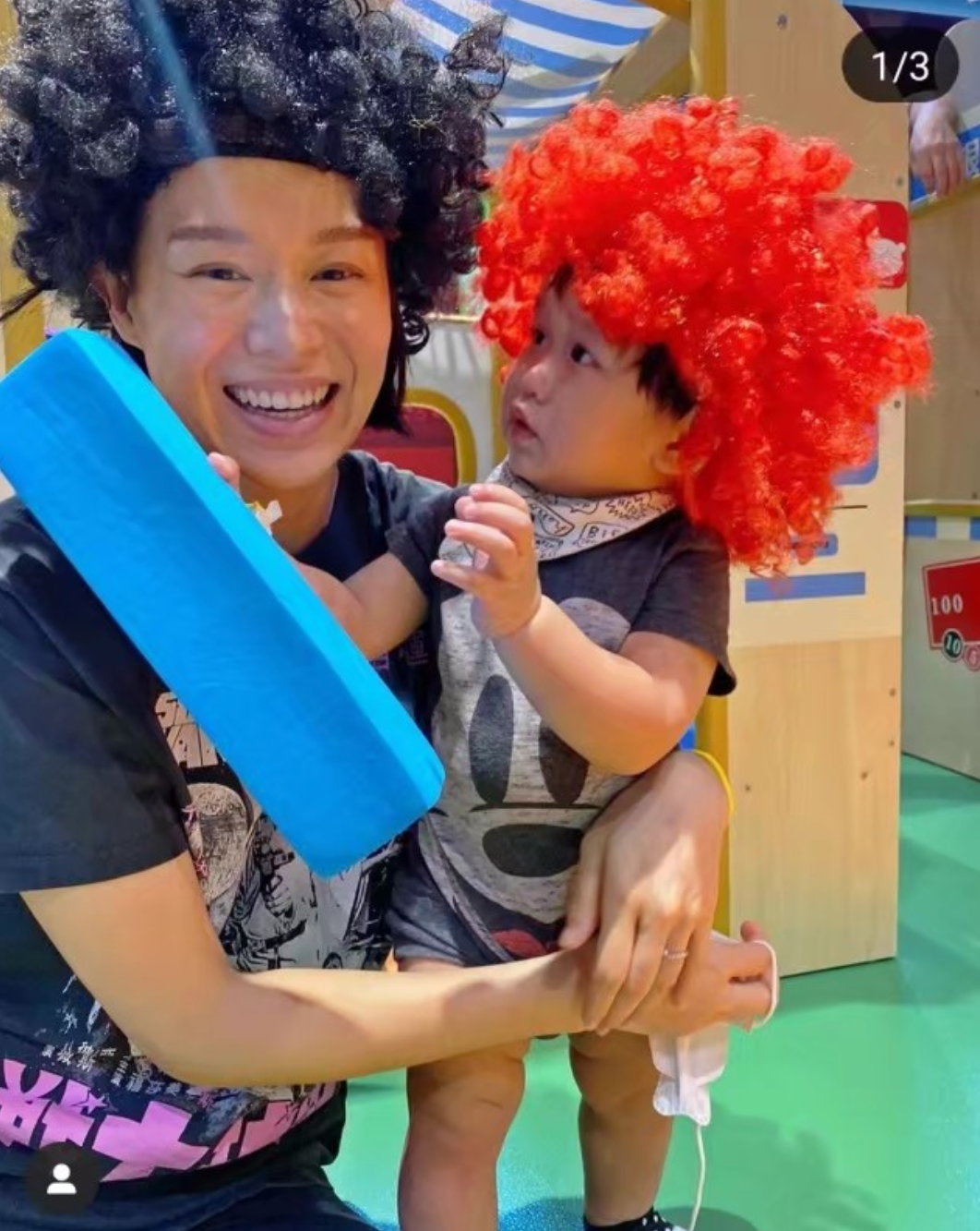 胡杏兒老公曬小兒子近照，李奕霖胖成小肉球，眼神無辜大眼呆萌