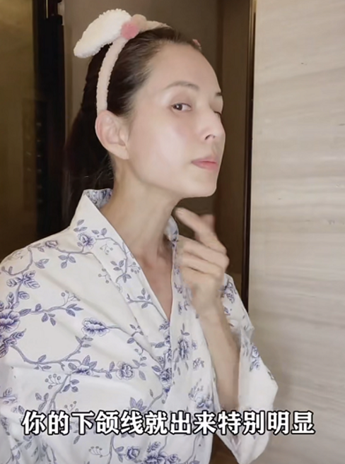 李若彤近照瘦到皮包骨？分享体态秘诀，脖子出