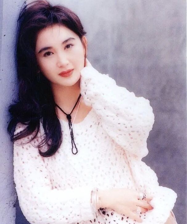 嫁入豪門不生娃，36歲靠“蘇妲己”翻紅，如今美麗依舊