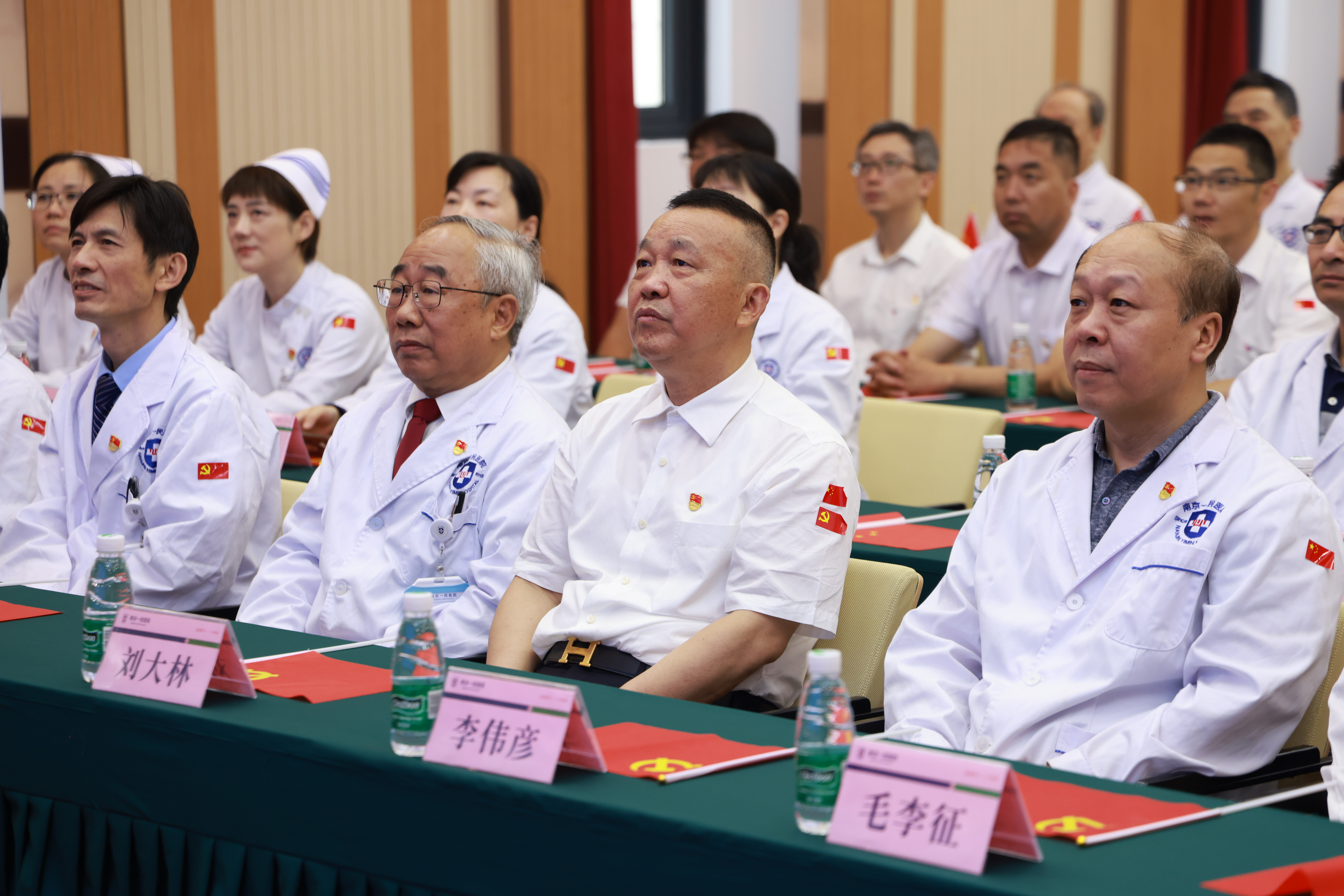 �������뵳�Ĵʡ�����衢�����Ժ������ף��������ϵ�л