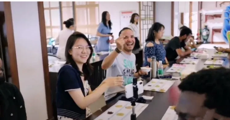 优待外国留学生的做法，可以休矣