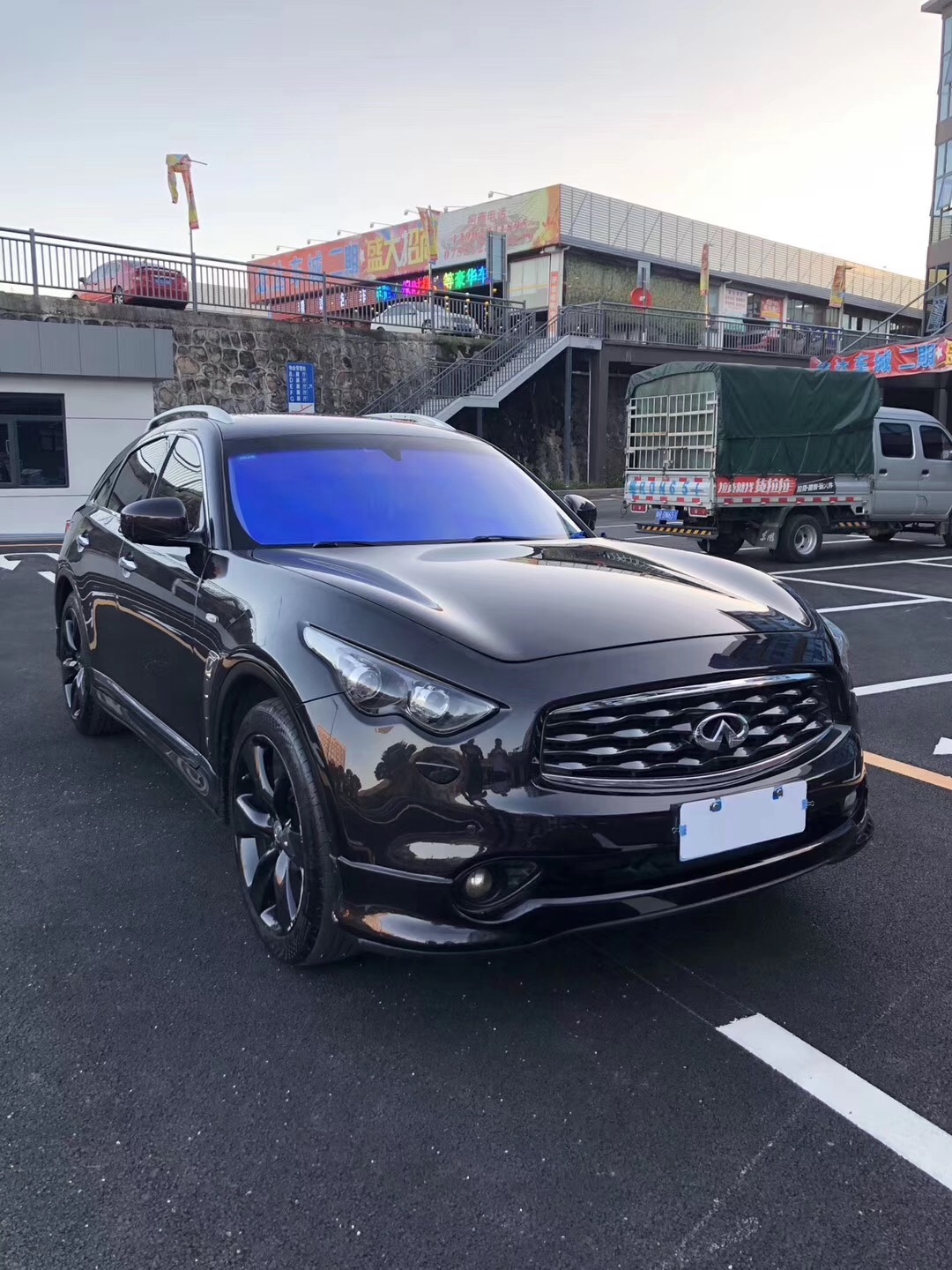 当年落地90万的FX35 稀有车型