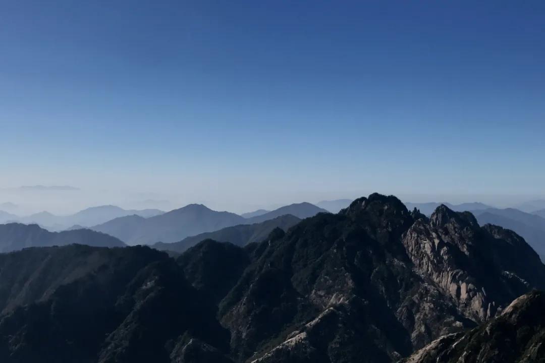 东学团建（上海校篇）|天気がいいから、登山しましょう