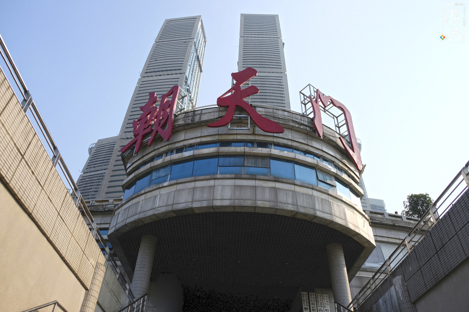 漫游山城：古时候来重庆的第一站，朝天门码头的历史与文化浅析