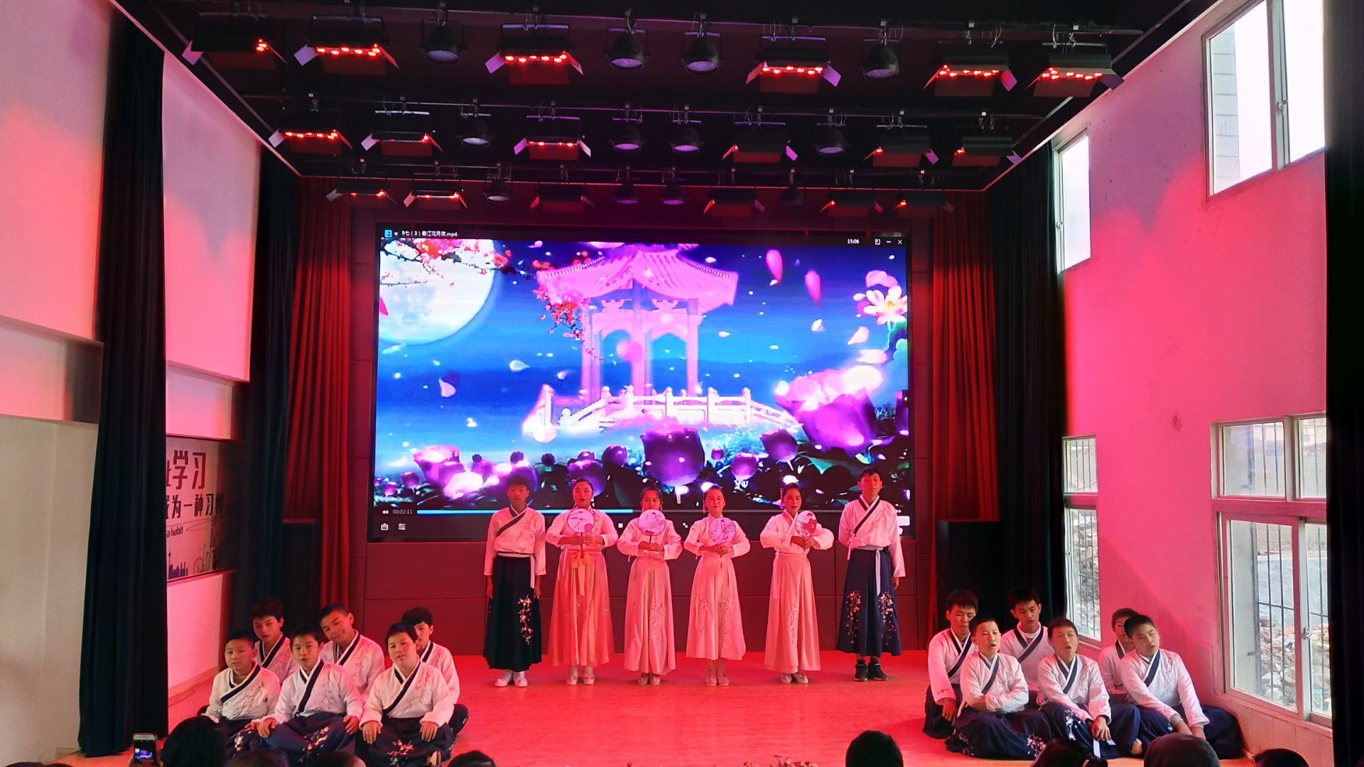 诵中华经典 创书香校园 鄂州段店中学上演一场视觉和听觉的盛宴