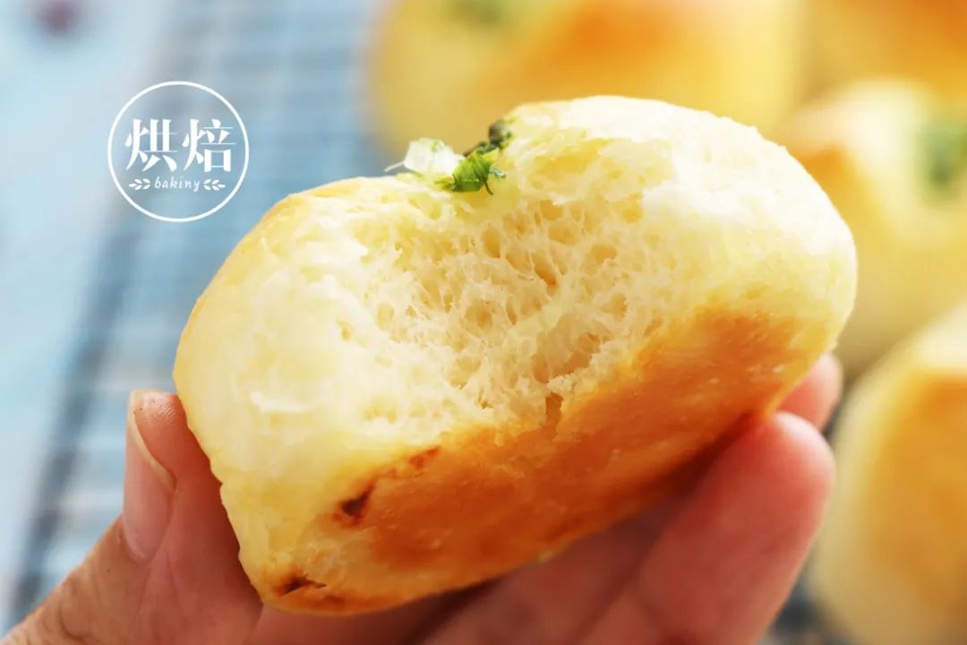 土豆加入面包 快速揉出手套膜 面包放三天都不老化 神奇