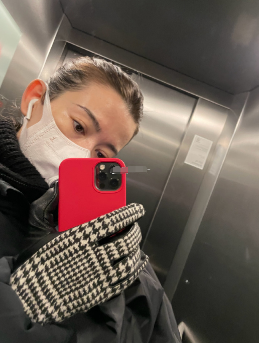央视主持小尼妻子近照曝光，结婚7年却5年没有互动，婚姻遭质疑