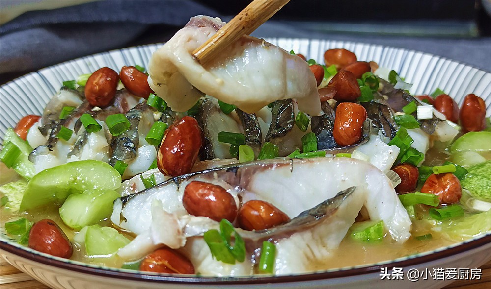【腐乳鱼条】做法步骤图 成菜鲜香美味又不腻 一盘能干3碗米饭