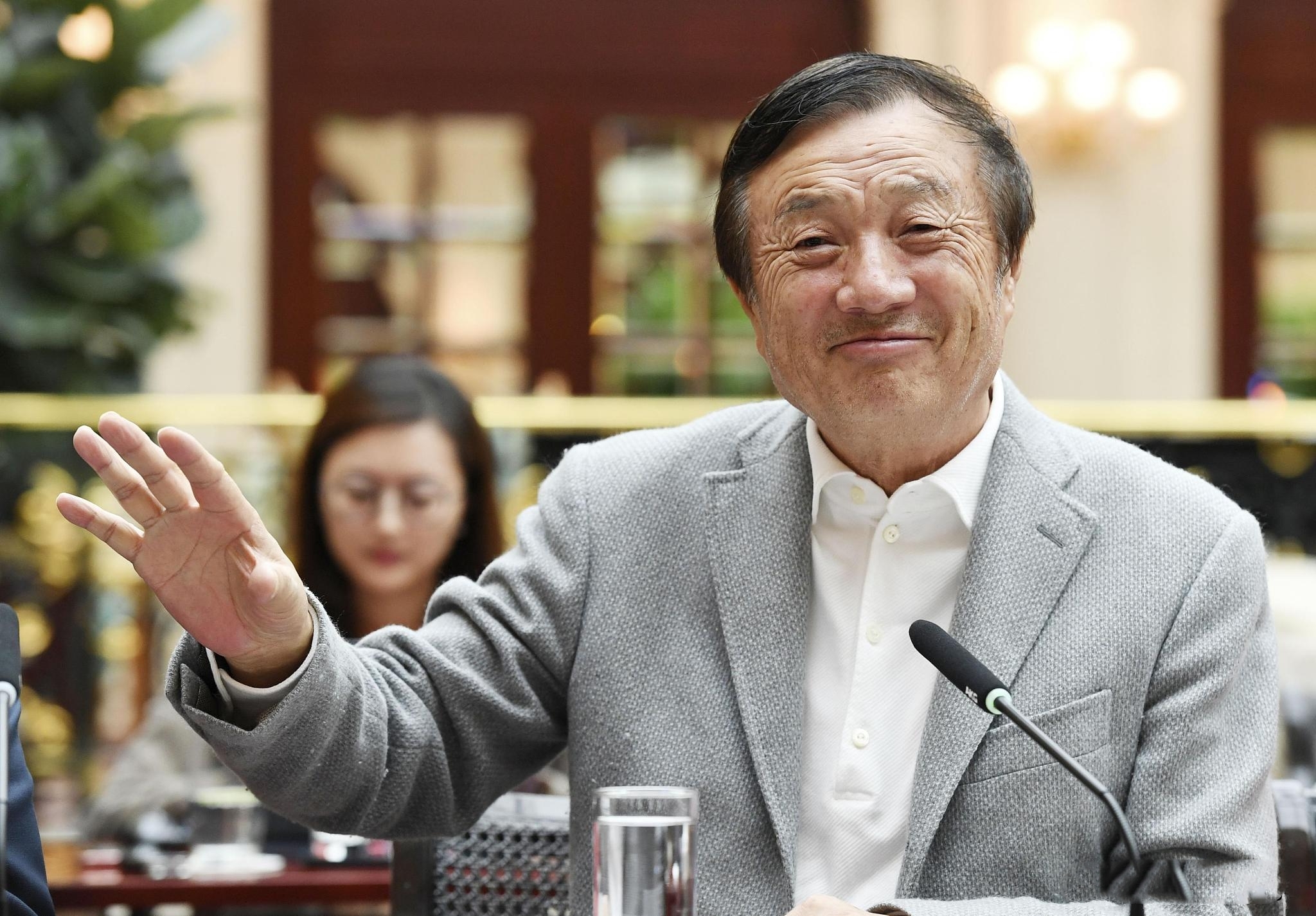 华为表错了情？邀请加入鸿蒙，中兴拒接，小米、OV不表态