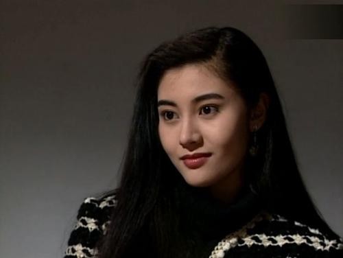 “港姐”蔡少芬，人生最绝望的时候嫁给张晋，现在怎么样了？