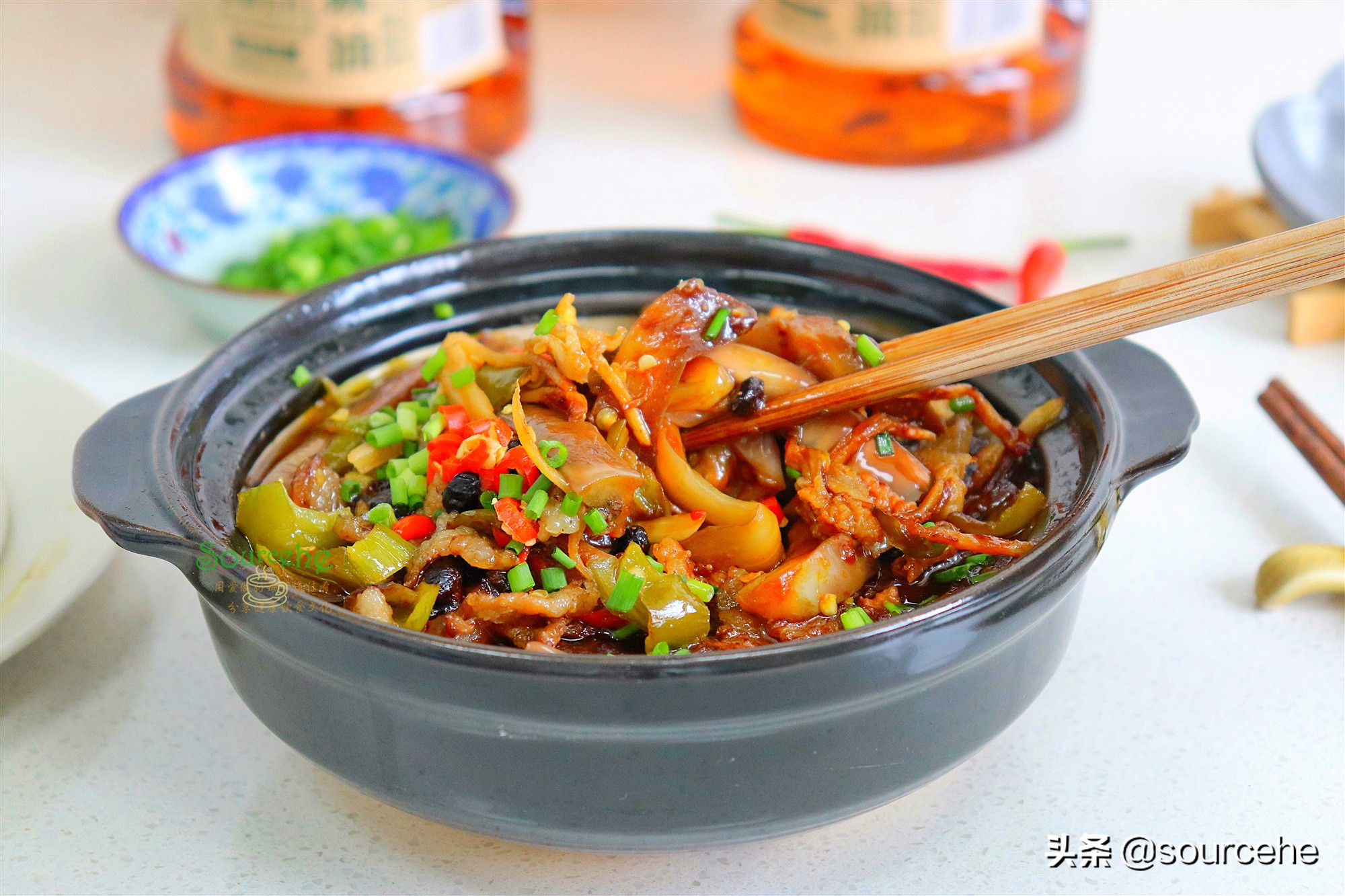 教你做正宗的粤菜茄子煲，软烂入味、香辣可口，搭配米饭吃太香了