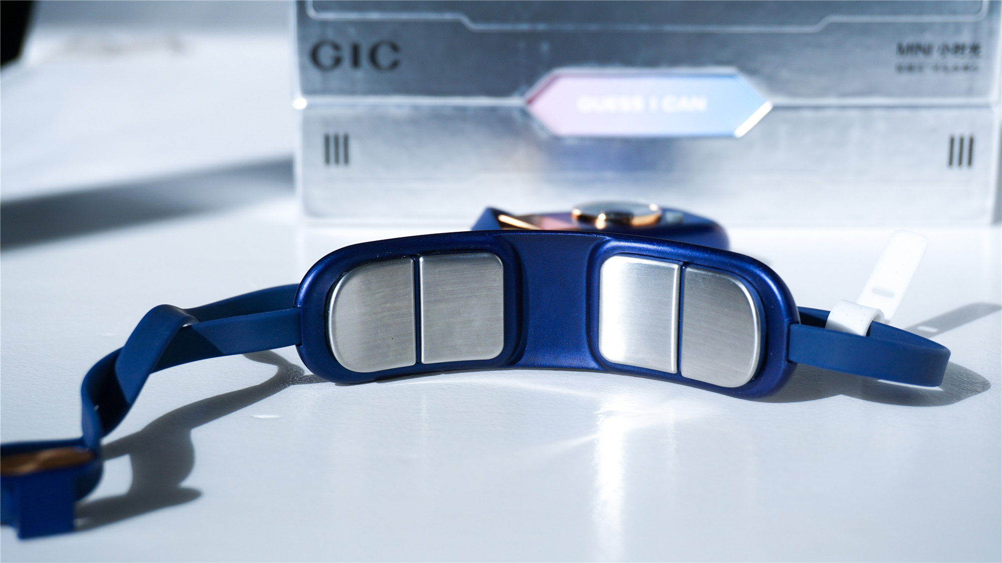 GIC轻缓压式颈椎按摩仪，让身体的疲惫感一扫而光