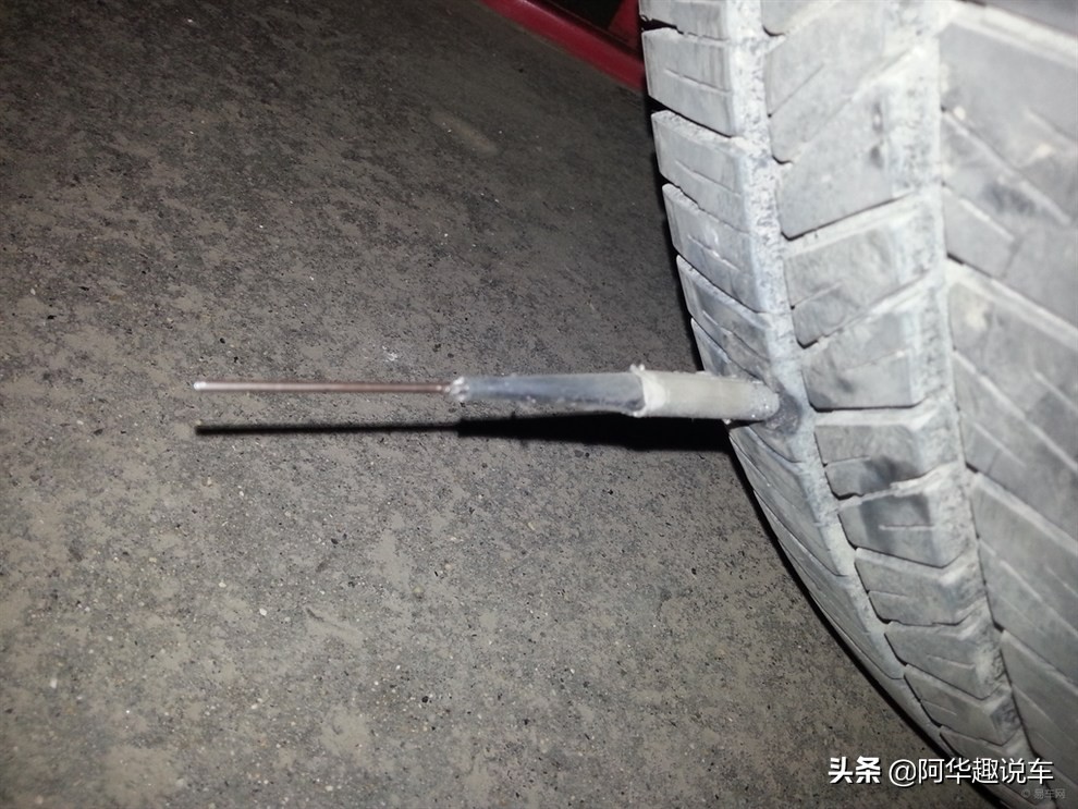 汽車補胎是常事，但是車主卻不知道哪種補胎好，修理工告訴你