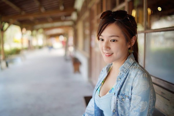 抗議中天電視台被關美女主播號召民眾�關電視�