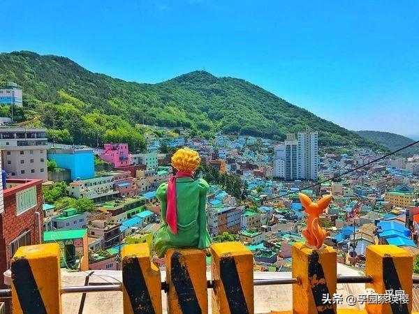 城市“棚户区”靠艺术脱贫：“亚洲最美村庄”