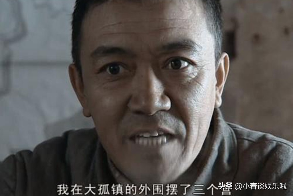 《亮剑》中李云龙炫耀拥有八个营，孔捷吃惊，为何丁伟一脸不屑？