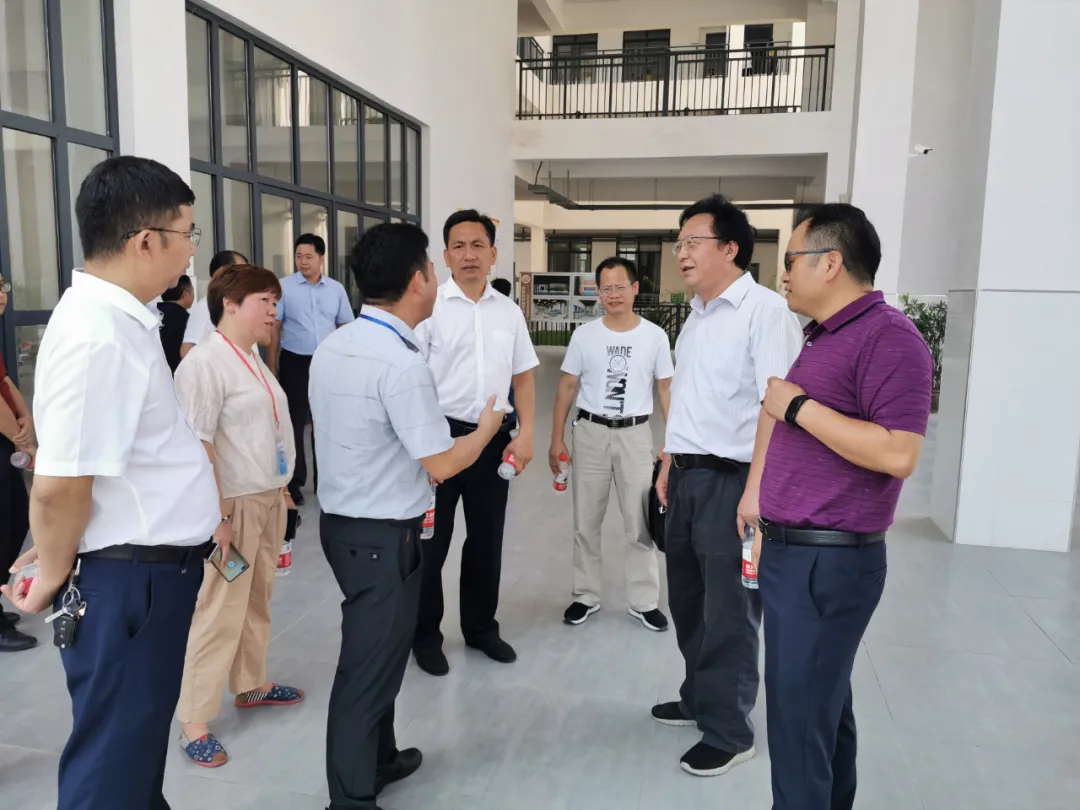 强化问题导向，办好新时代人民满意教育