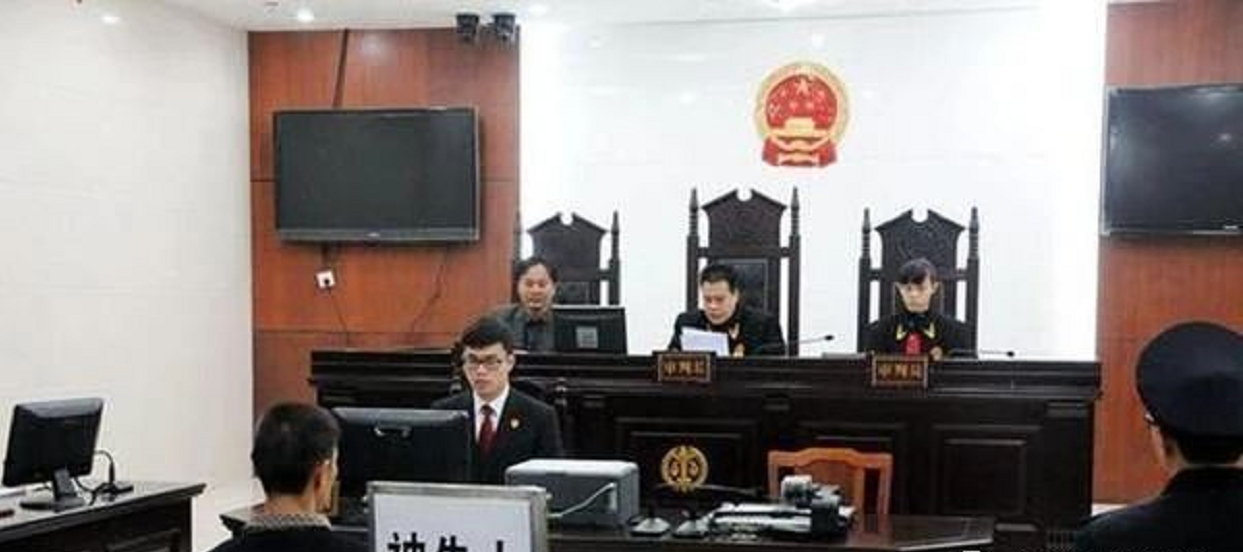 90后少女变身百万级抢劫犯，抢劫对象还是自己情人，2007年桂林抢劫案纪实