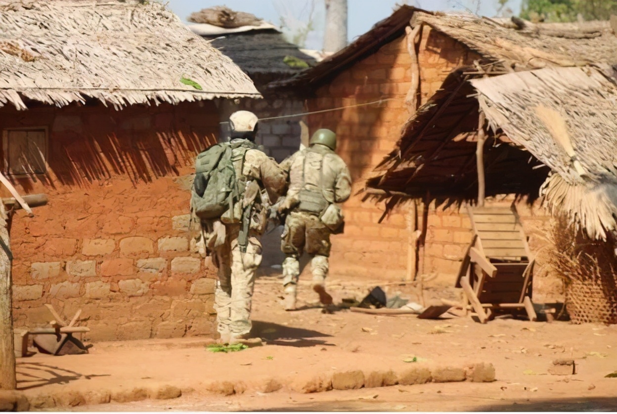 俄罗斯出兵也没有镇住！大批中非叛军继续猛攻，新战场全面形成