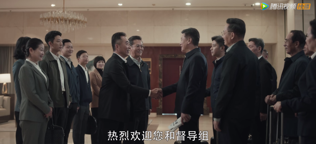 裸贷、贪污、lun奸，这剧全员狠人