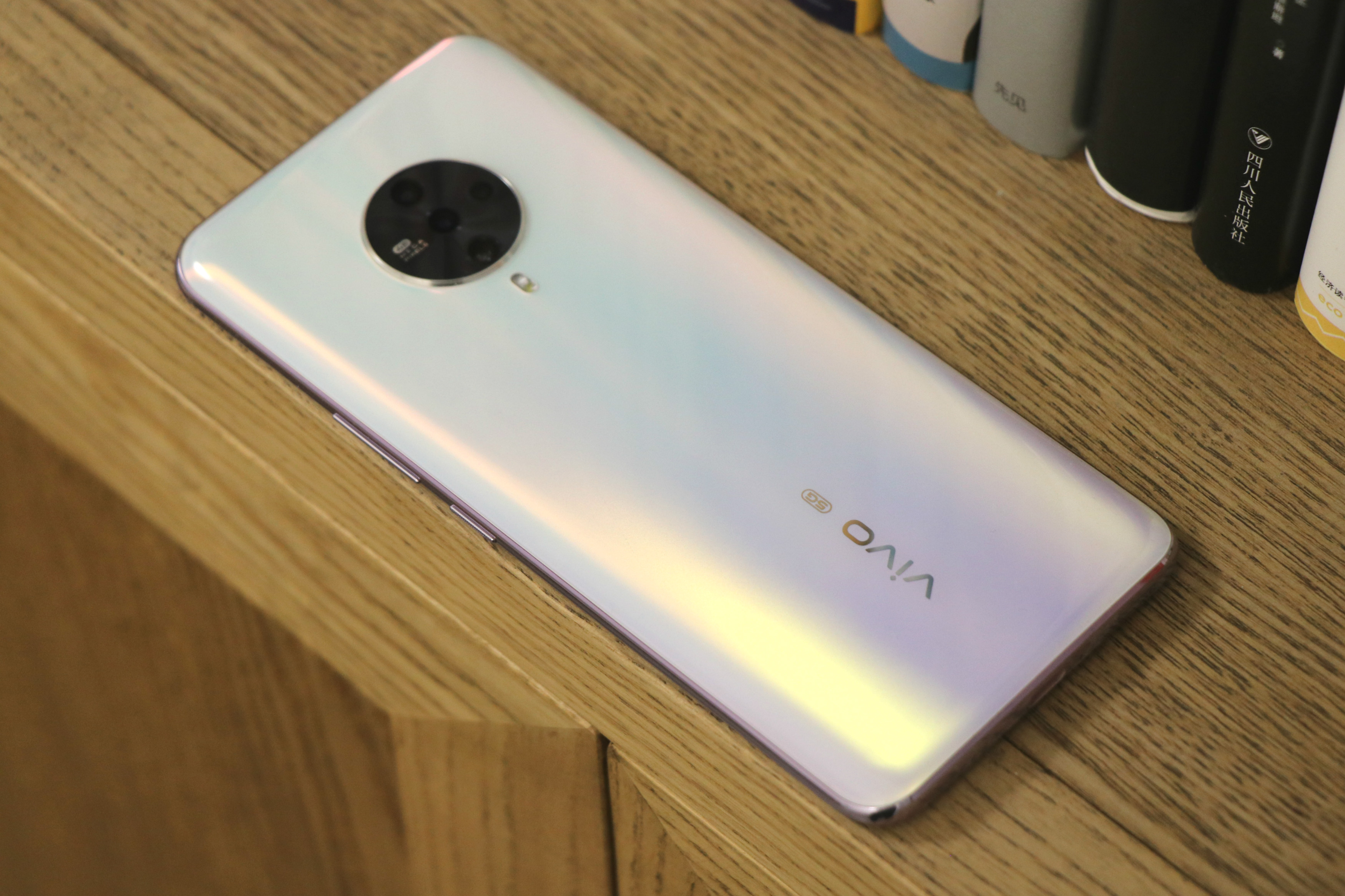 vivo S6深度评测：4500mAh+181g重量 三星980 5G芯片表现如何？