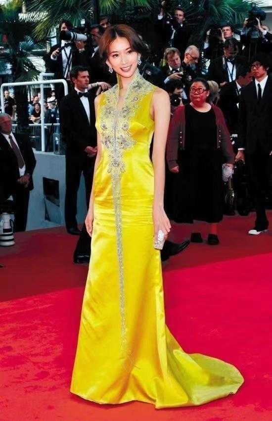 chartreuse cheongsam