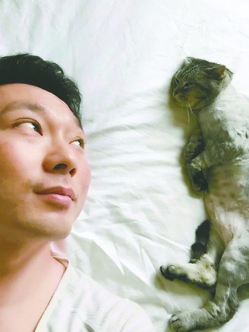 没房、没车、没孩子，康辉与老婆结婚多年，恩