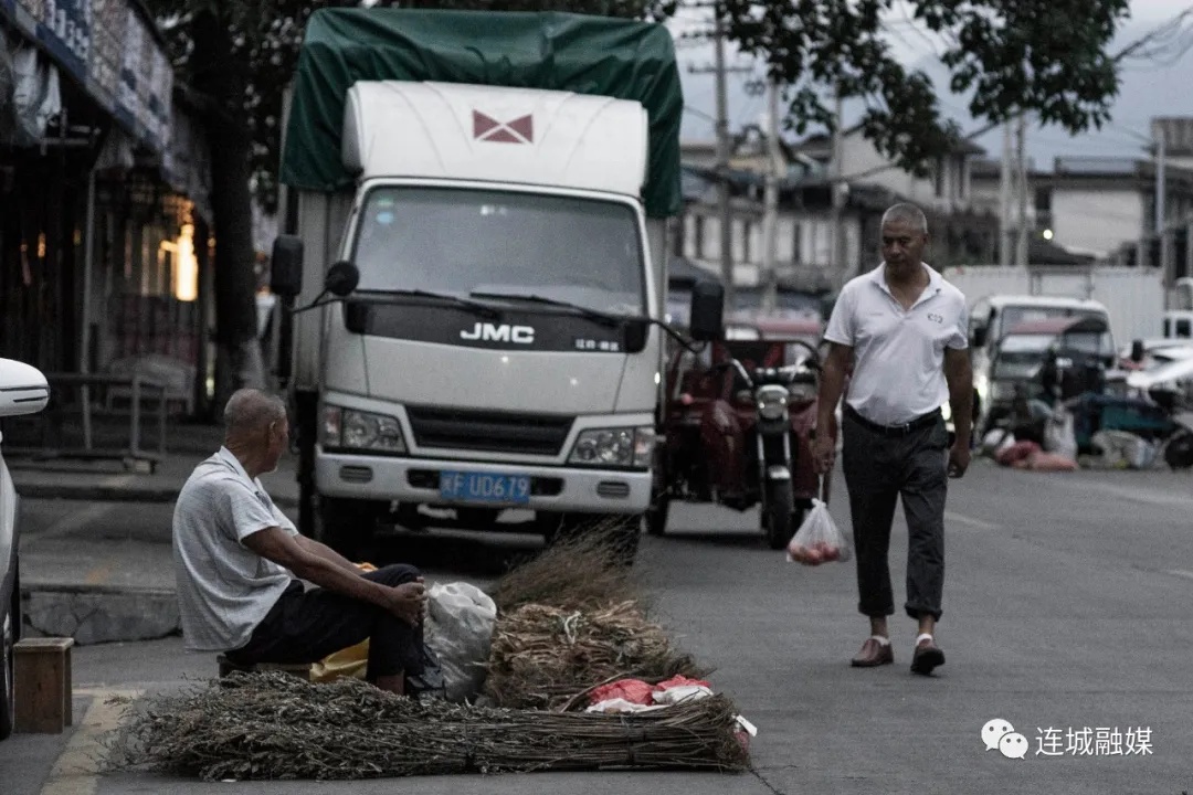 你见过凌晨四点的连城吗？