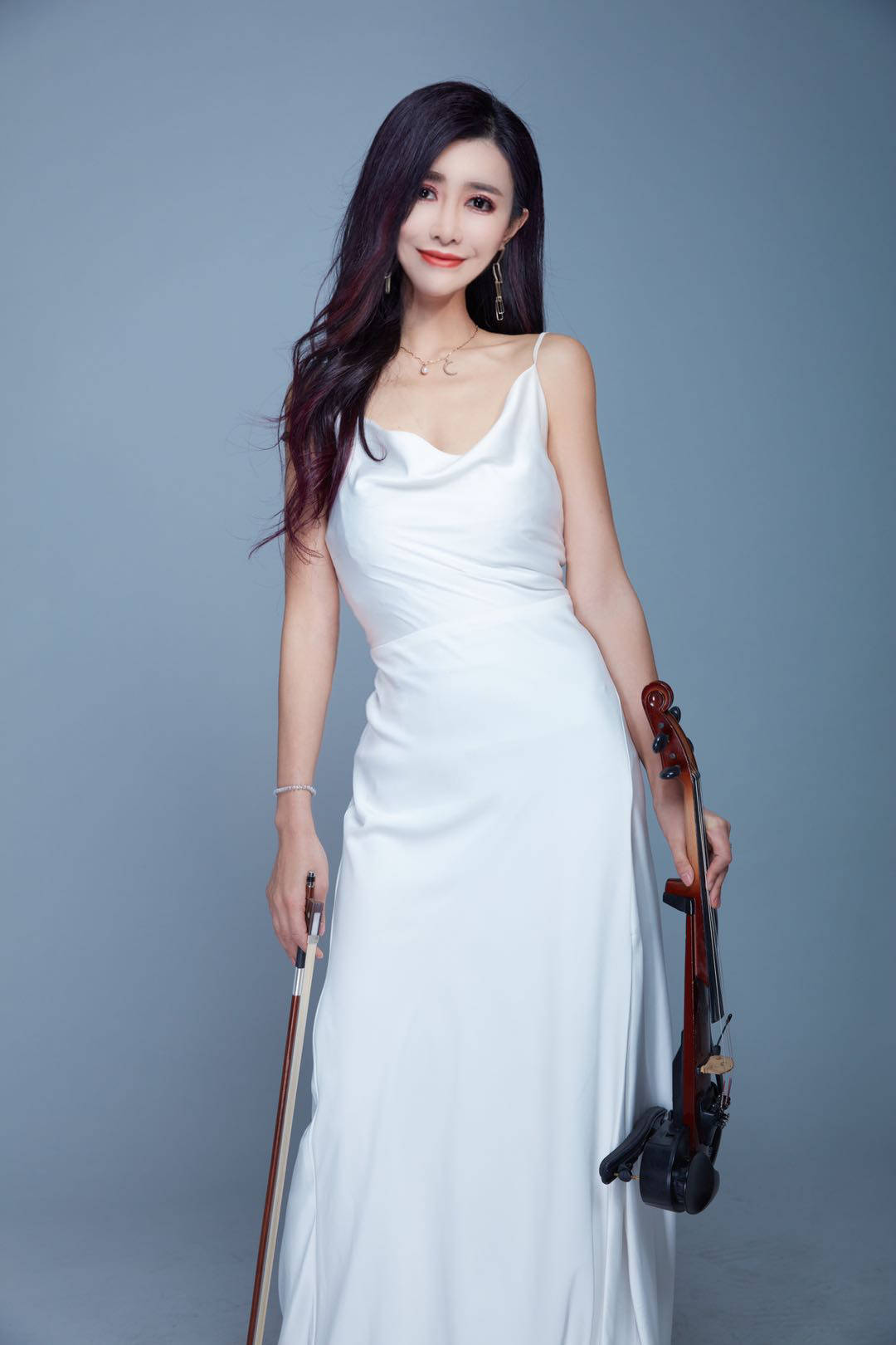 听见好音乐《颂歌祖国迎国庆群星公益演唱会》26日在红馆壹号开唱