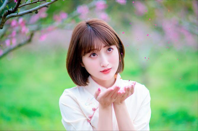享受赏花的心情短语  一句话形容看花的心情说说图片