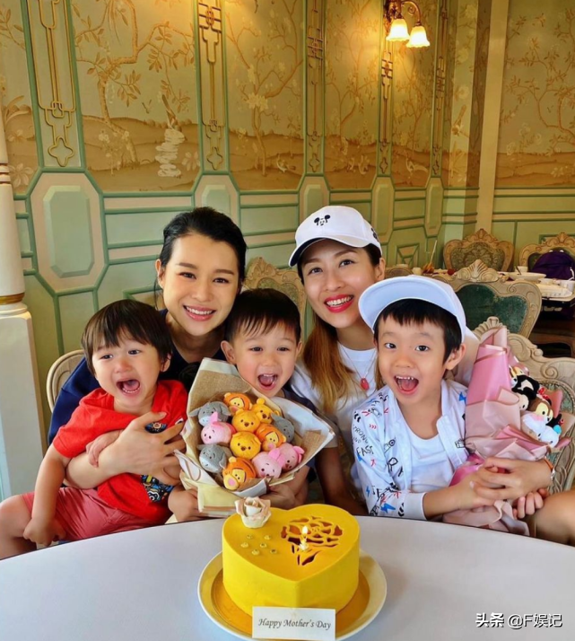 陳敏之楊怡陳山聰帶子女相聚星二代們露面被讚可愛