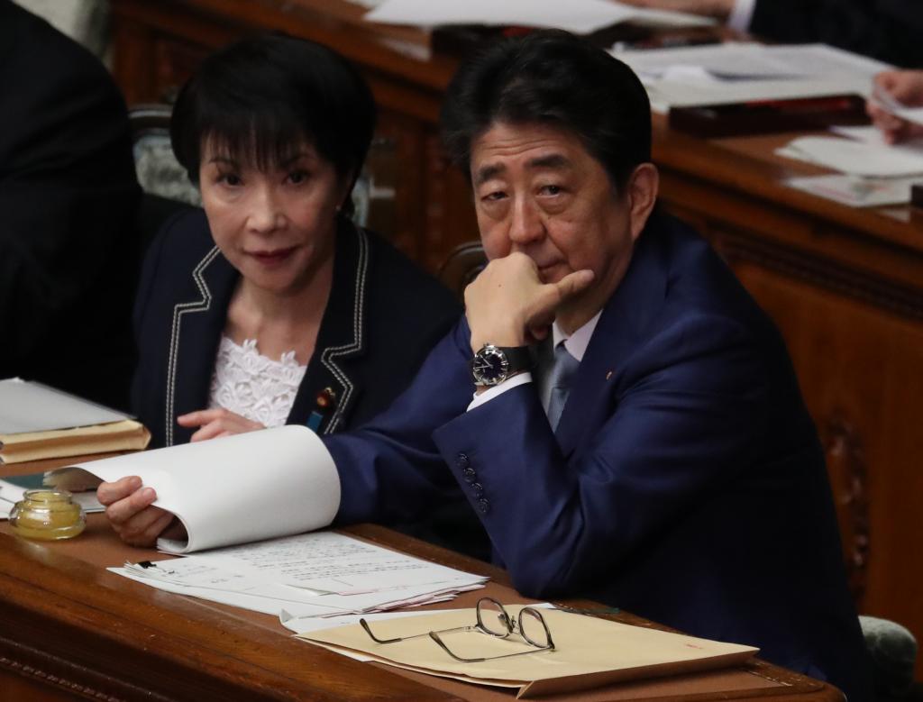 亲美且对华强硬，河野太郎成日本下届首相大热门，获民众强烈支持