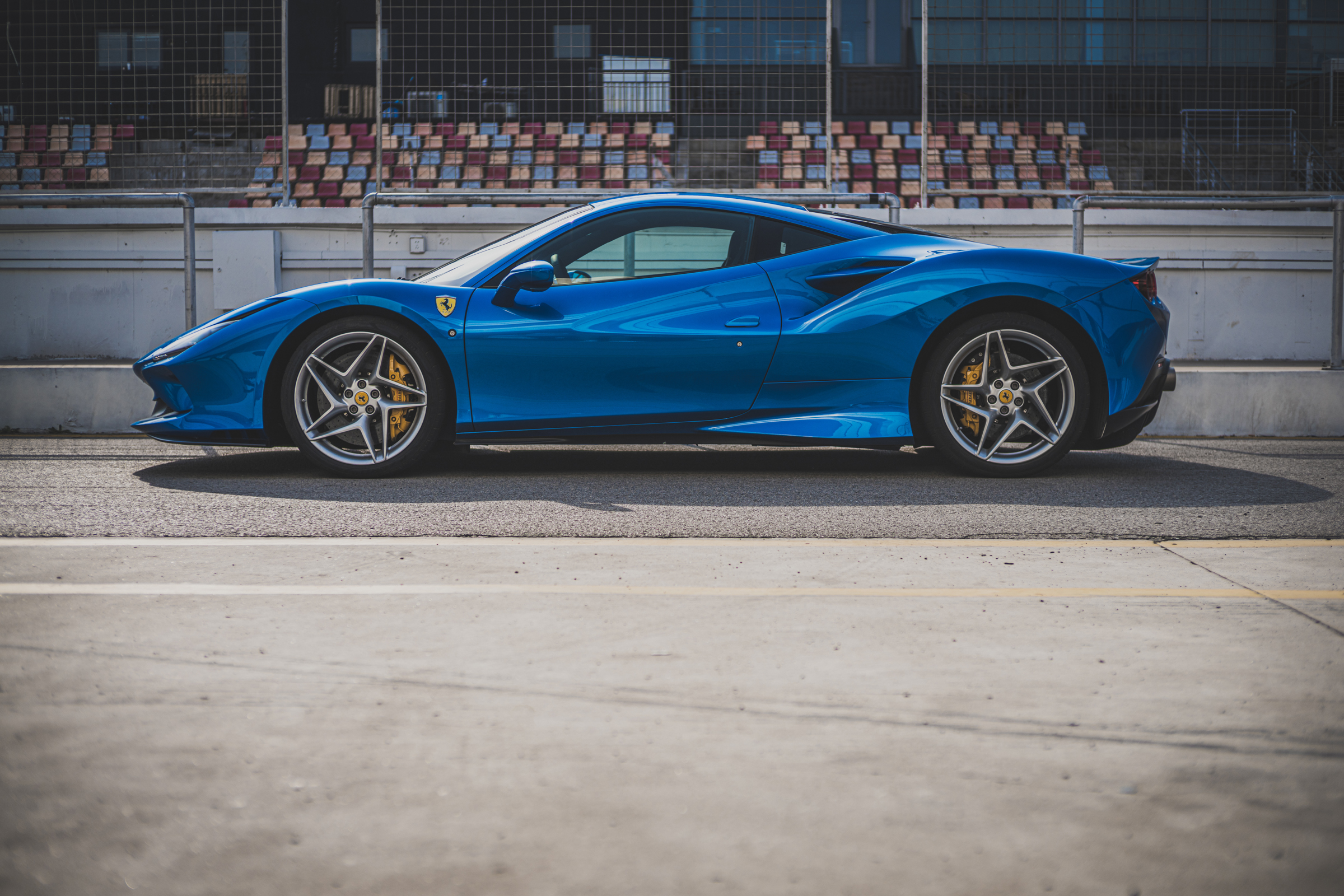 赛道体验21款法拉利f8tributo魔鬼中的天使