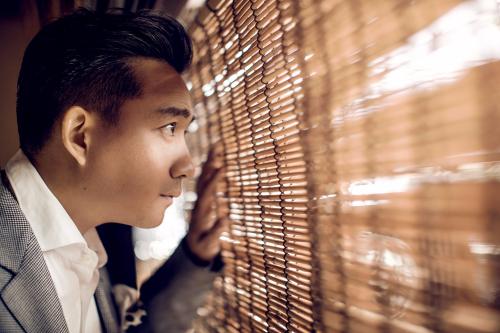 在综艺上如鱼得水的黄磊，被网友吐槽情商低，