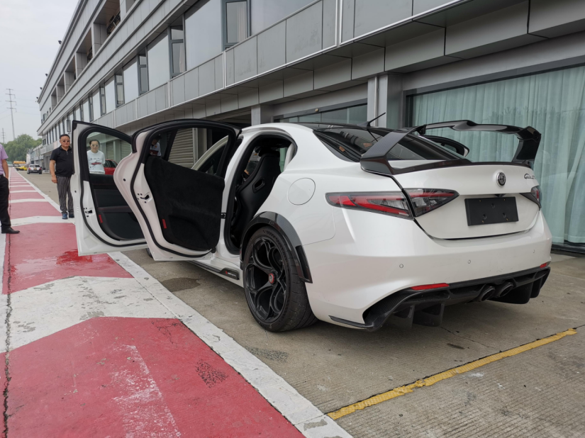 打车绕道最高罚款1000元；Giulia GTAm国内首次亮相