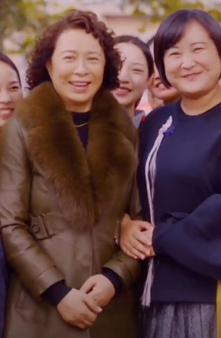 吃了哑巴亏！《你好李焕英》票房超20亿，贾玲仅赚五千万