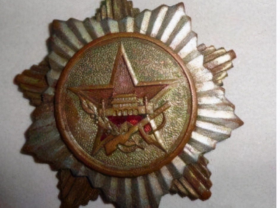 志愿军一等功臣刘祚坤，放弃工作回乡务农，后