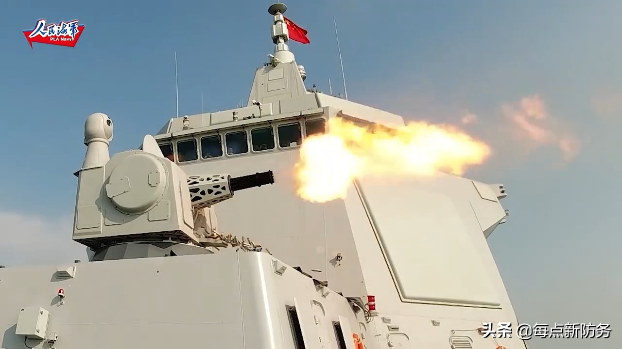 缝缝补补又三年：中国海军接连升级老军舰，054A和052C也凑热闹？