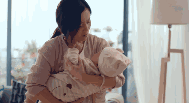 宝宝睡眠有2个“黄金期”，不光能助力智力发育，对长个也有好处