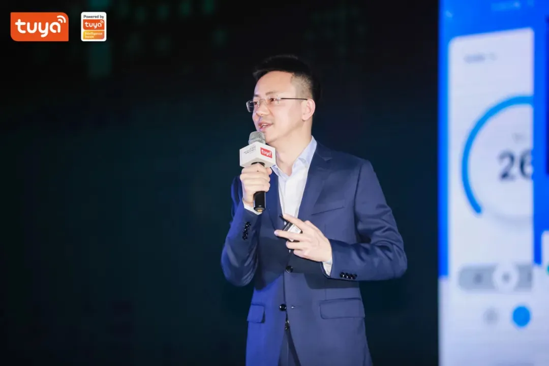 涂鸦智能上市,在亏损中撑起900亿市值