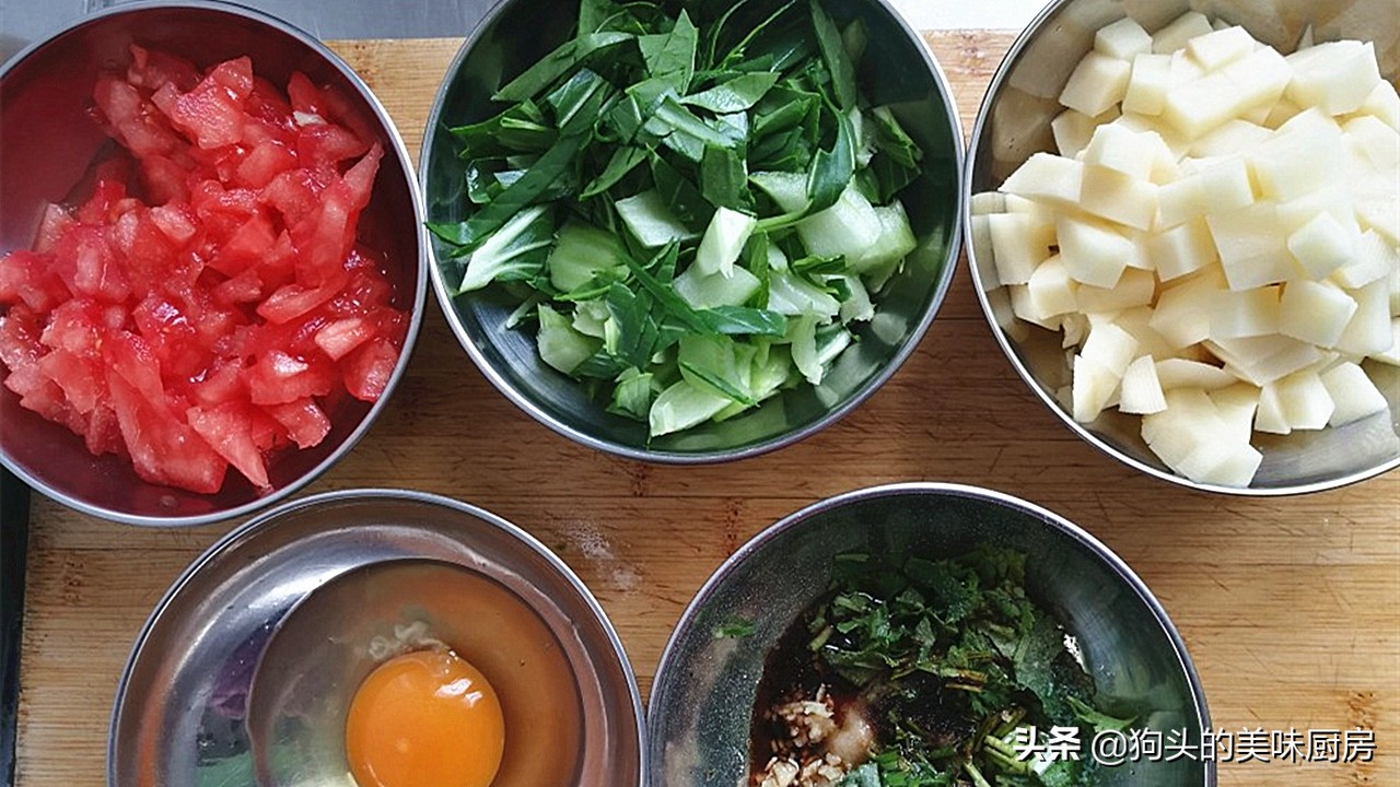 早餐別將就，早起十分鐘就能做，熱乎乎的一碗，營養(yǎng)又暖胃