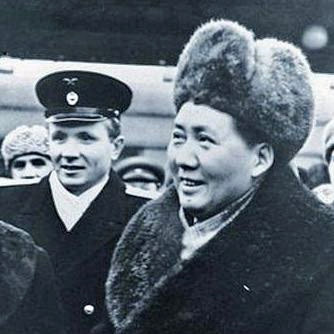 巨人较量：为收回苏军霸占的旅顺大连，主席和斯大林激烈交锋始末