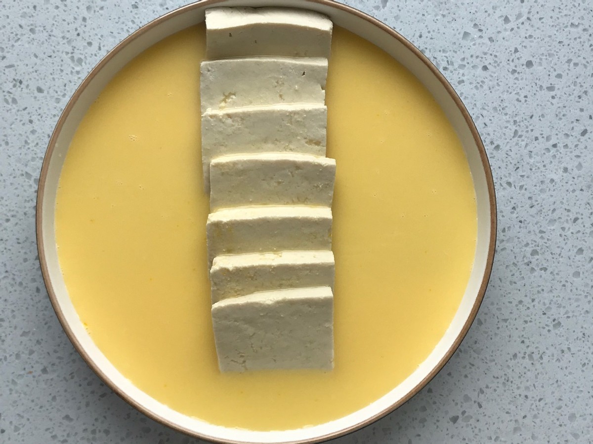 豆腐和鸡蛋完美结合，蒸一蒸，鲜香入味，爽滑好消化，太美味了