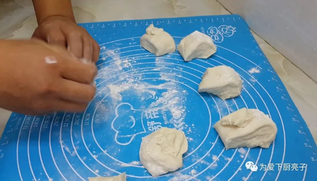 家常蔬菜捲餅做法，掌握配方技巧，張張柔軟勁道，真的太好吃了