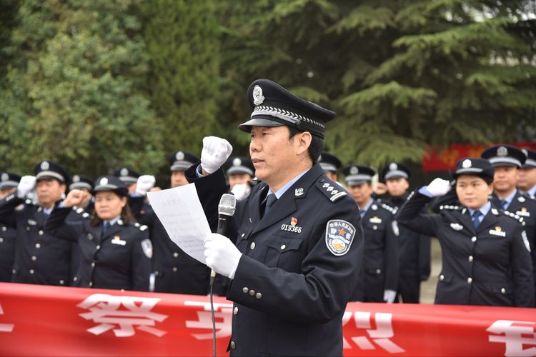 周至公安开展“学党史 祭英烈 铸警魂 促整顿”主题活动