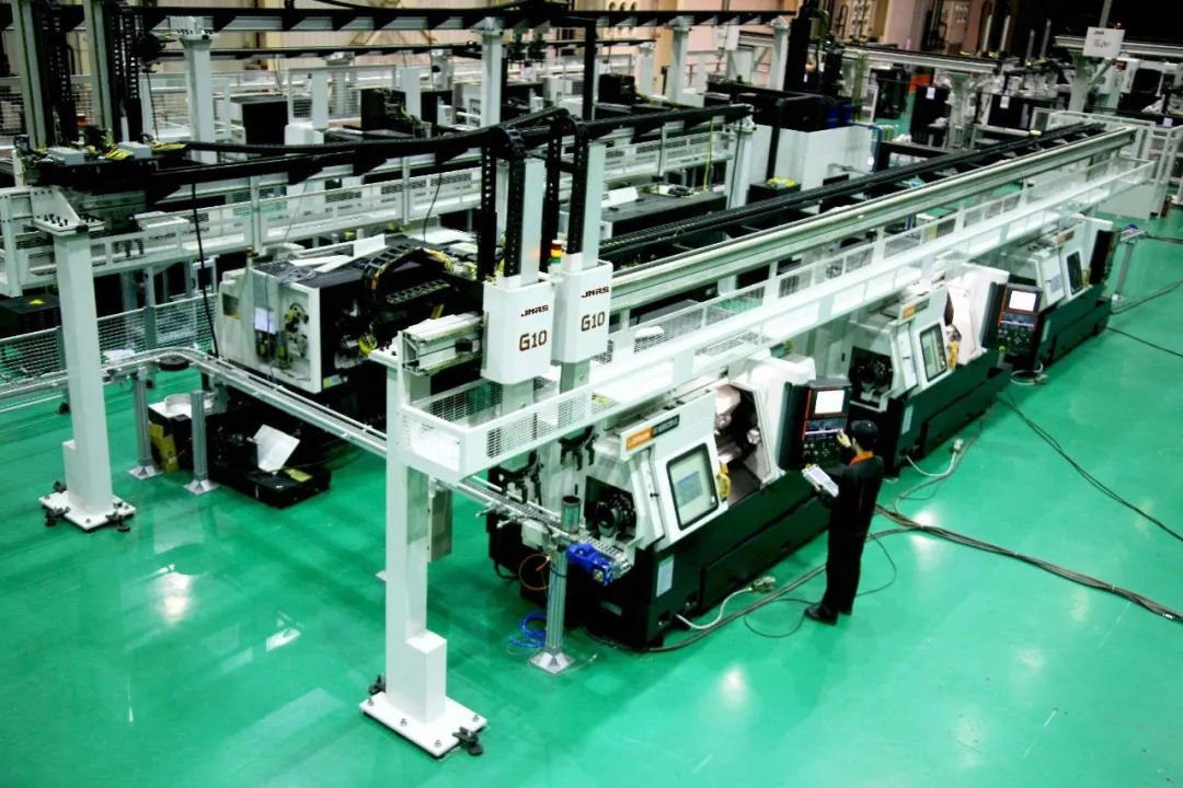 如果世界上只剩下两个行业，你猜会是哪两个？