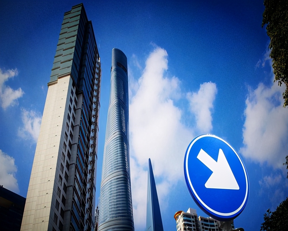 房价暴跌，老百姓压力真的会变小吗？业内人：