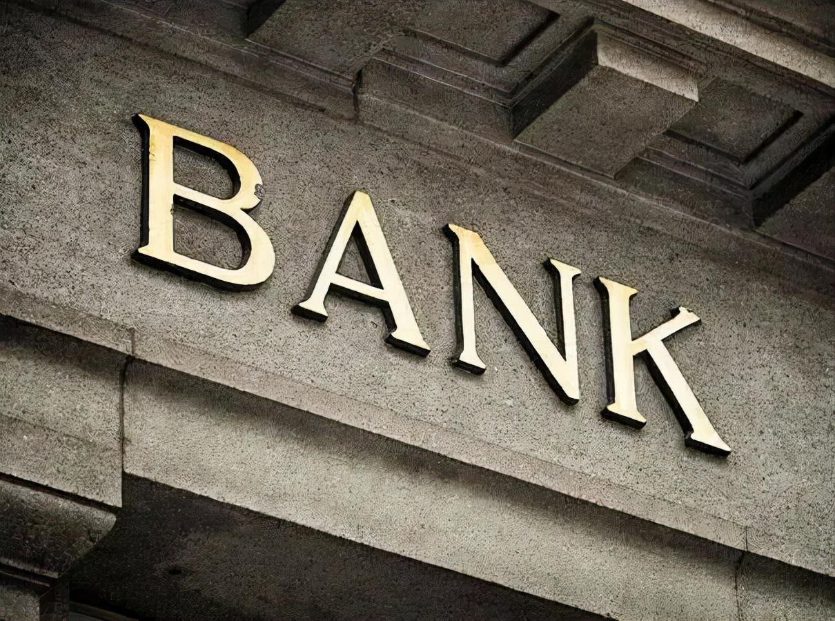 简析香港银行开户,为什么成为外贸企业打开国际市场不可少的工具