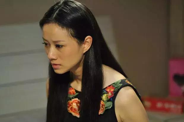 倪虹洁人美演技佳，却饱受变性传闻困扰多年，如今新剧中气场全开